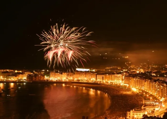 Beach Accommodation Apartment Saint-Sébastien